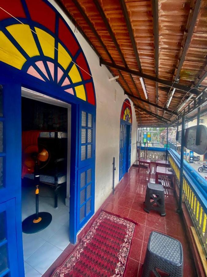 Brisbane Lodge & Hostel Коччи Экстерьер фото