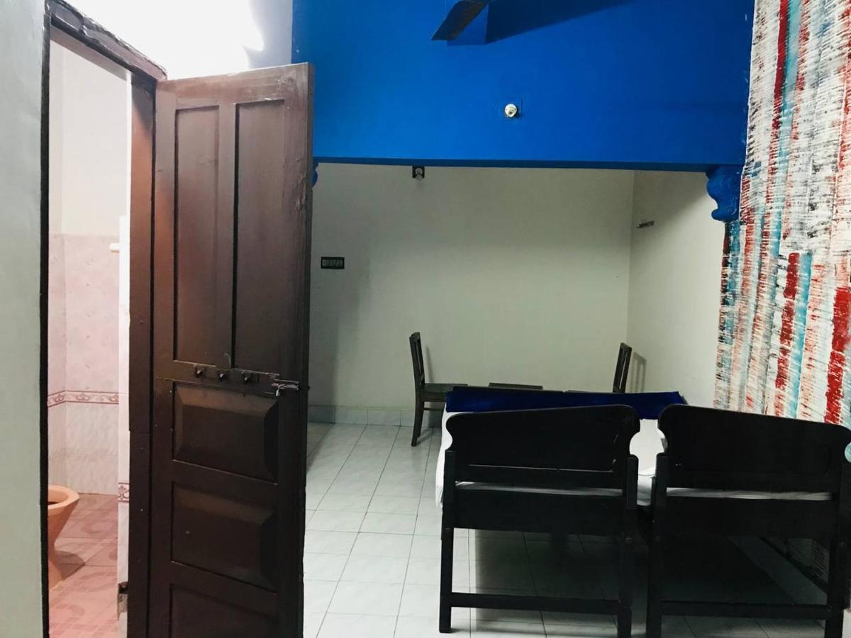 Brisbane Lodge & Hostel Коччи Экстерьер фото