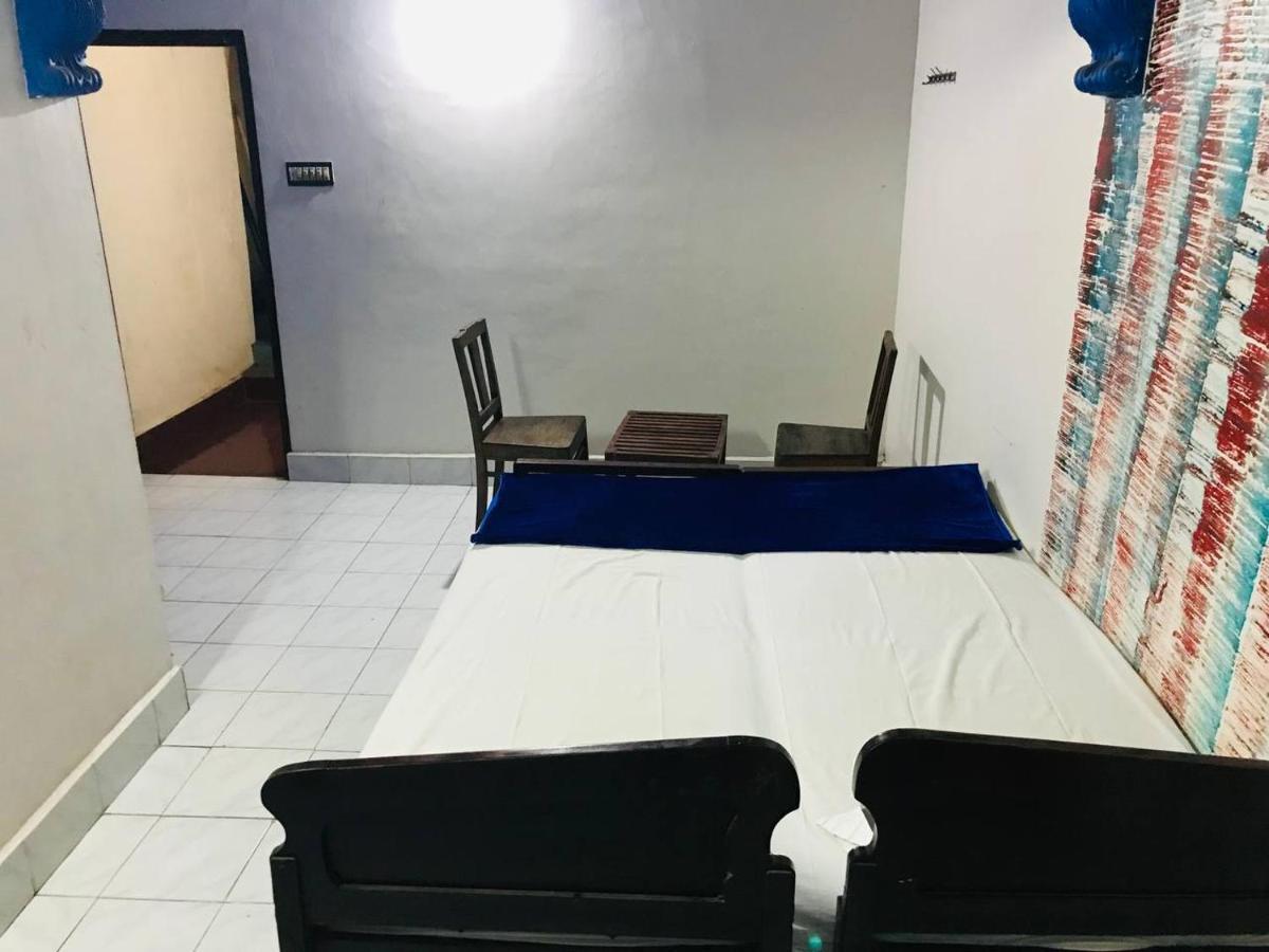 Brisbane Lodge & Hostel Коччи Экстерьер фото